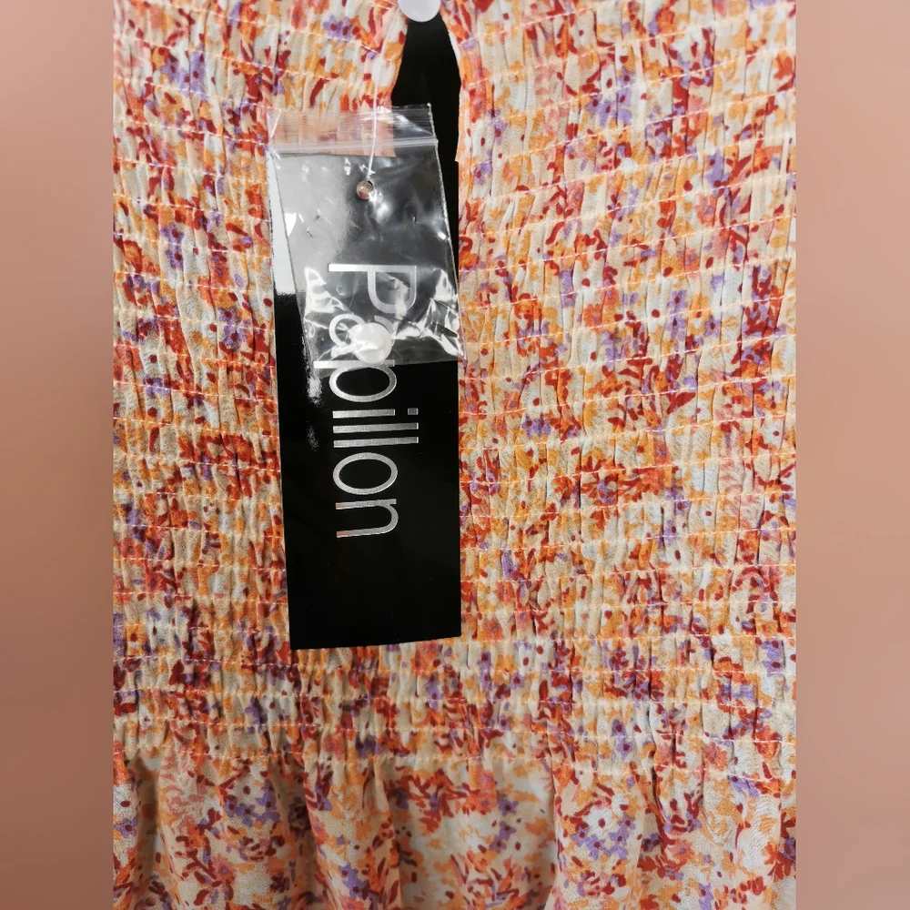 Papillon Ditsy Floral Blouse with Ruffle Sleeves - Picture 6 of 8